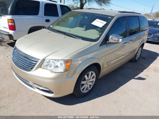 Photo 1 VIN: 2A4RR8DG1BR714256 - CHRYSLER TOWN & COUNTRY 