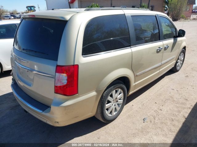 Photo 3 VIN: 2A4RR8DG1BR714256 - CHRYSLER TOWN & COUNTRY 