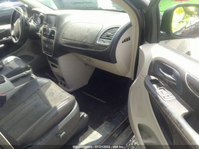 Photo 4 VIN: 2A4RR8DG1BR714631 - CHRYSLER TOWN & COUNTRY 