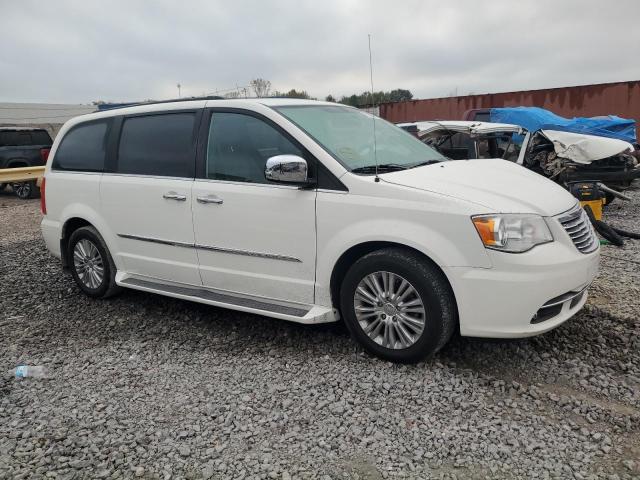 Photo 3 VIN: 2A4RR8DG1BR758421 - CHRYSLER TOWN & COU 