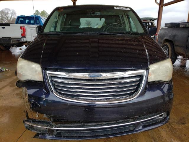 Photo 4 VIN: 2A4RR8DG2BR609998 - CHRYSLER TOWN & COU 