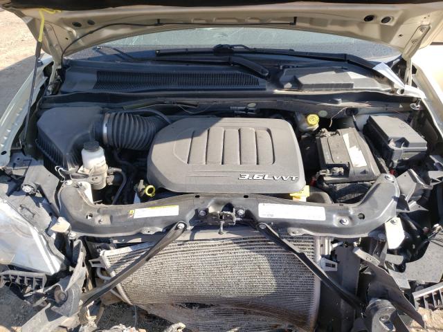 Photo 6 VIN: 2A4RR8DG2BR616983 - CHRYSLER TOWN &AMP COU 