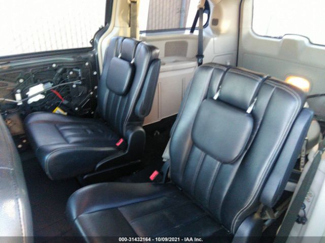 Photo 7 VIN: 2A4RR8DG2BR618121 - CHRYSLER TOWN & COUNTRY 