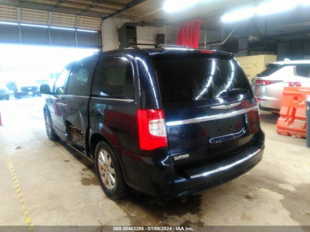 Photo 2 VIN: 2A4RR8DG2BR749761 - CHRYSLER TOWN & COUNTRY 