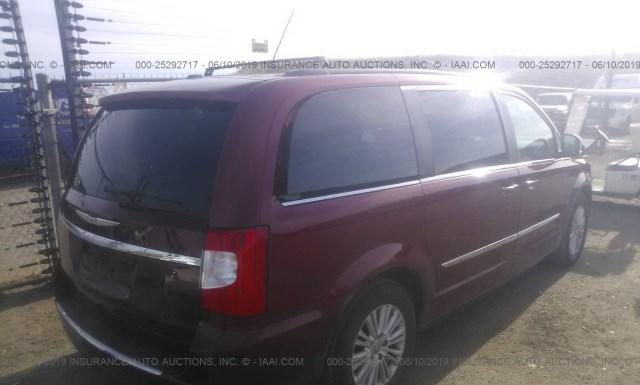 Photo 3 VIN: 2A4RR8DG2BR749940 - CHRYSLER TOWN AND COUNTRY 