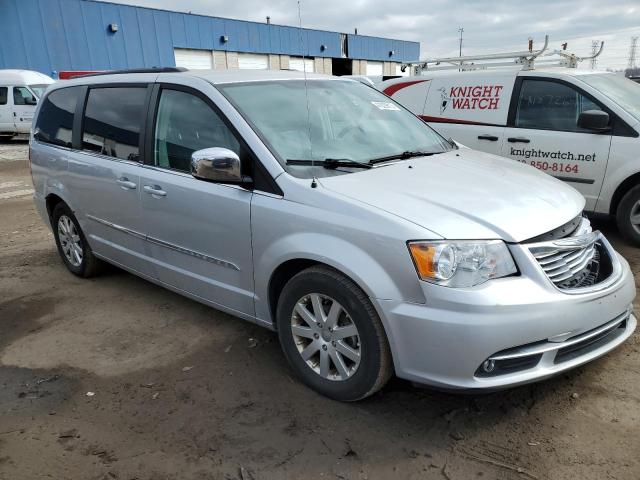 Photo 3 VIN: 2A4RR8DG2BR758945 - CHRYSLER TOWN & COU 