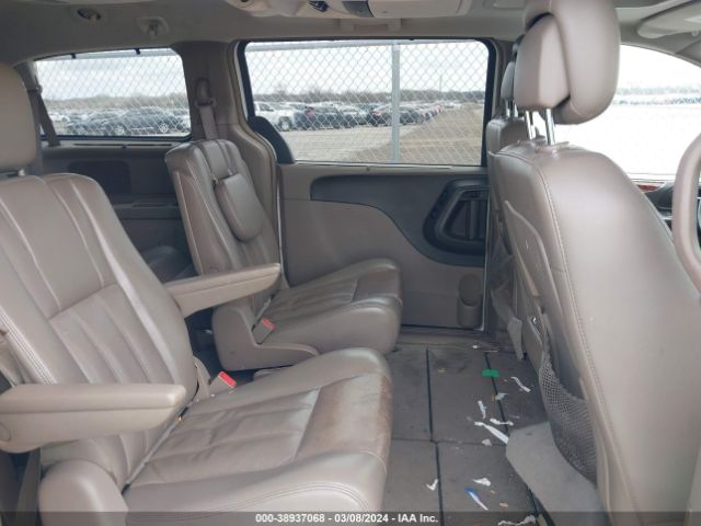 Photo 7 VIN: 2A4RR8DG3BR645506 - CHRYSLER TOWN & COUNTRY 