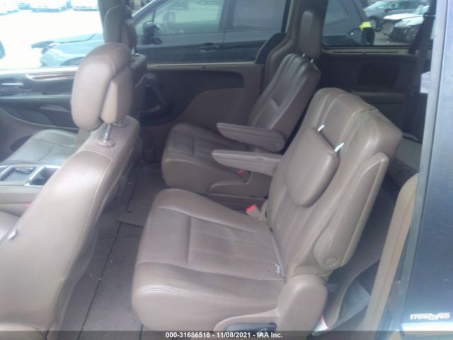 Photo 7 VIN: 2A4RR8DG3BR679901 - CHRYSLER TOWN & COUNTRY 