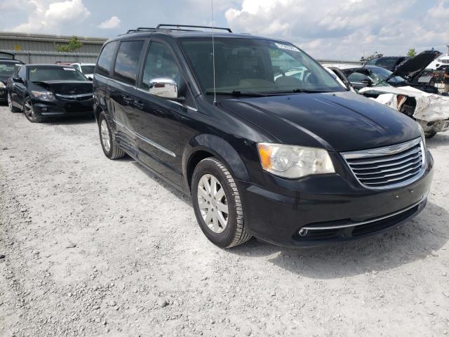 Photo 3 VIN: 2A4RR8DG3BR679929 - CHRYSLER TOWN & COU 