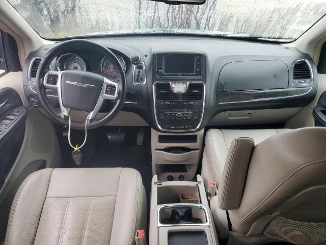 Photo 7 VIN: 2A4RR8DG3BR704795 - CHRYSLER TOWN & COU 