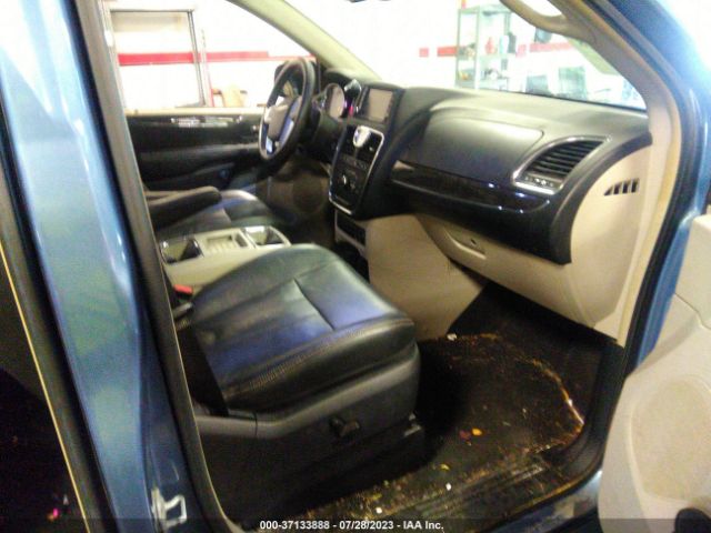 Photo 4 VIN: 2A4RR8DG3BR724061 - CHRYSLER TOWN & COUNTRY 