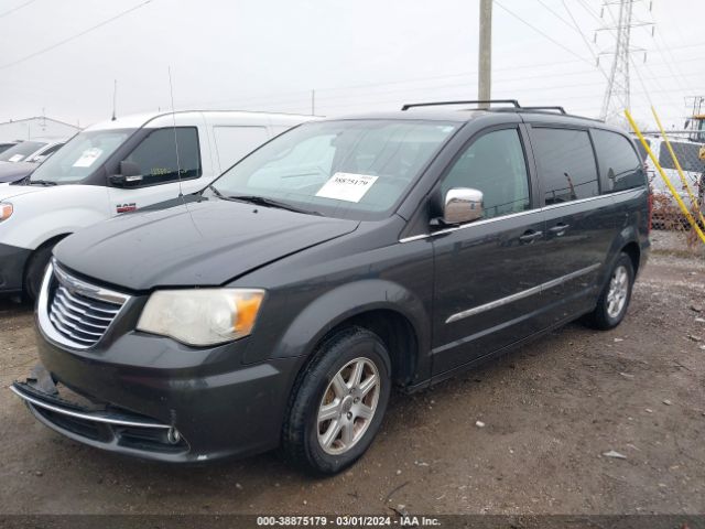 Photo 1 VIN: 2A4RR8DG3BR772224 - CHRYSLER TOWN & COU 