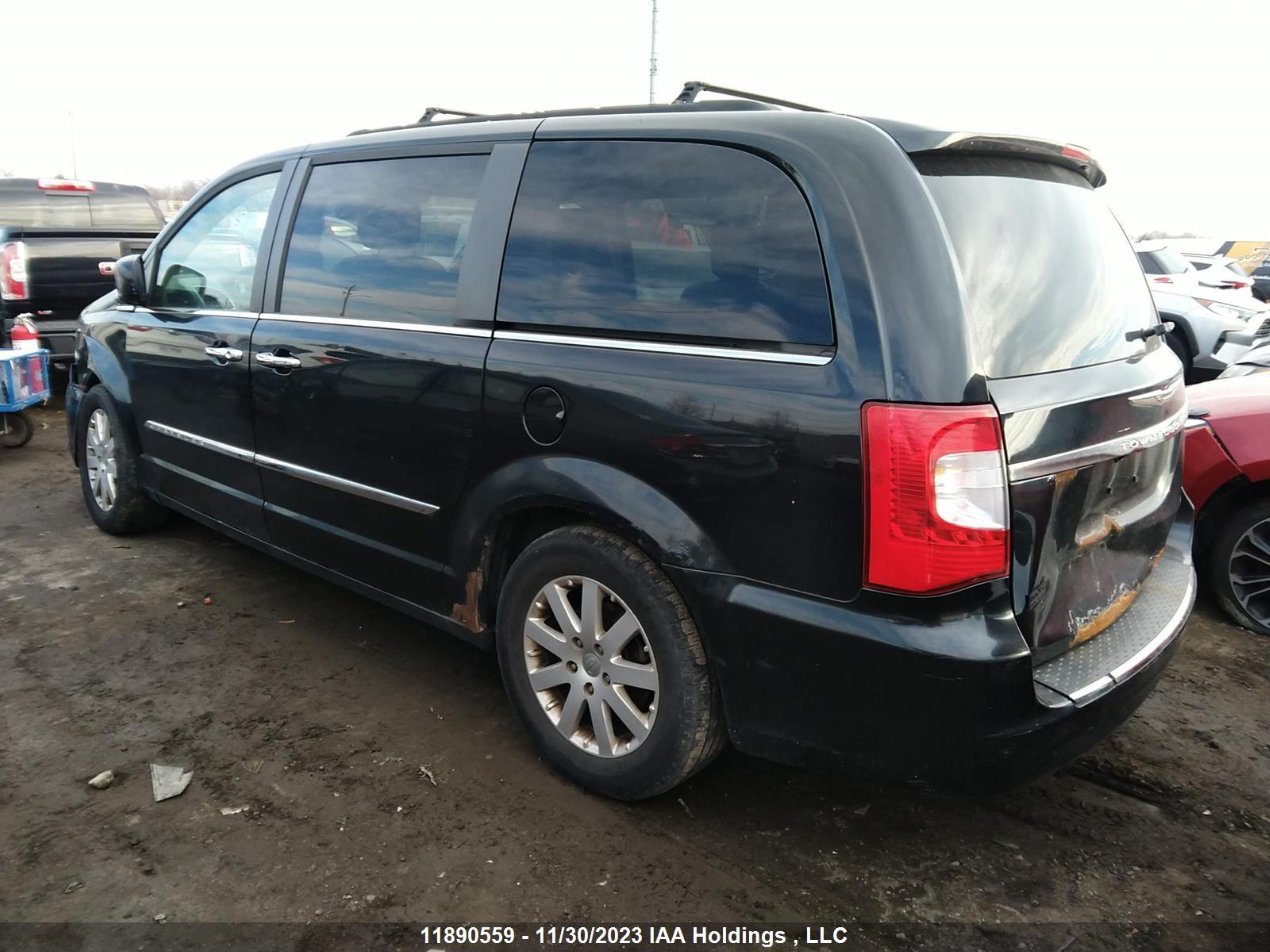 Photo 2 VIN: 2A4RR8DG4BR625393 - CHRYSLER TOWN & COUNTRY 