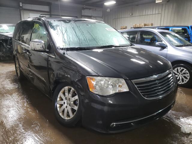 Photo 0 VIN: 2A4RR8DG4BR633493 - CHRYSLER TOWN &AMP COU 