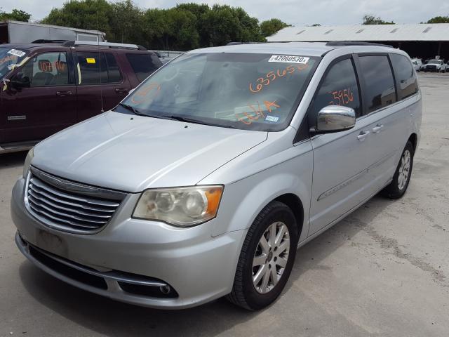 Photo 1 VIN: 2A4RR8DG4BR635650 - CHRYSLER TOWN & COU 