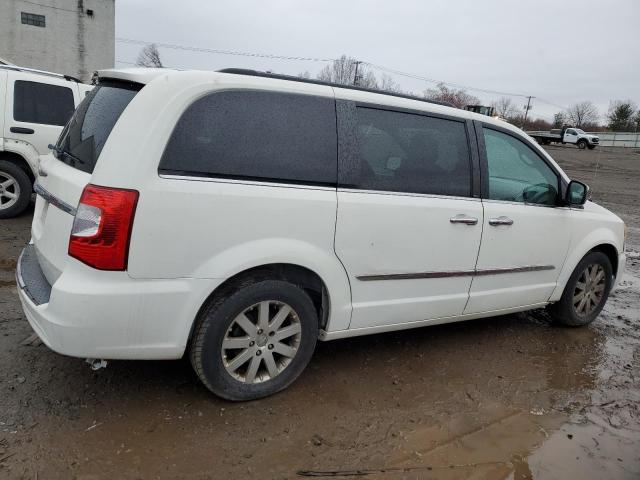 Photo 2 VIN: 2A4RR8DG4BR677204 - CHRYSLER TOWN & COU 