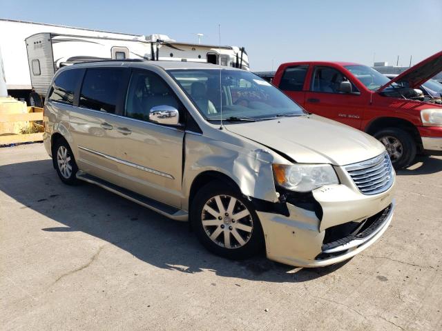 Photo 3 VIN: 2A4RR8DG4BR779859 - CHRYSLER TOWN & COU 