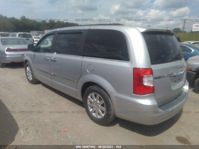 Photo 2 VIN: 2A4RR8DG5BR607338 - CHRYSLER TOWN & COUNTRY 