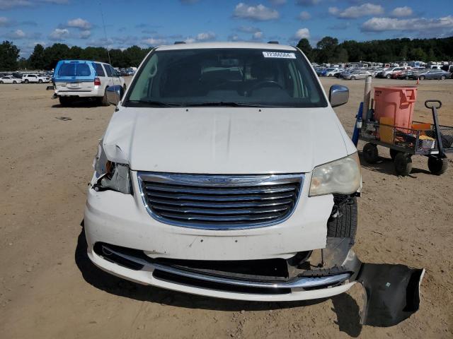 Photo 4 VIN: 2A4RR8DG5BR714521 - CHRYSLER TOWN & COU 