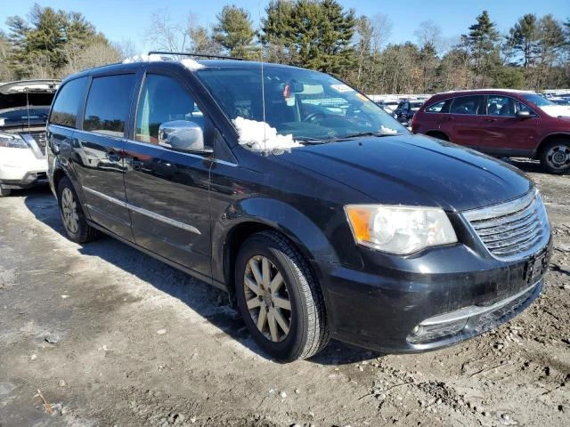 Photo 3 VIN: 2A4RR8DG5BR803618 - CHRYSLER TOWN & COU 