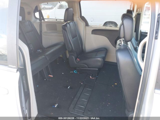 Photo 7 VIN: 2A4RR8DG6BR604996 - CHRYSLER TOWN & COUNTRY 