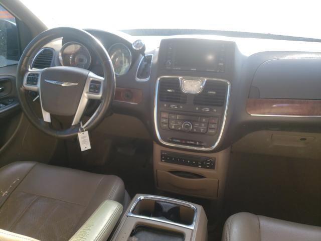 Photo 8 VIN: 2A4RR8DG6BR609681 - CHRYSLER TOWN & COU 