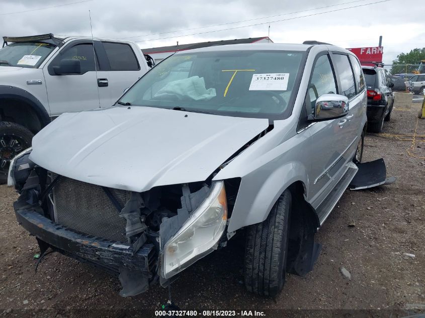 Photo 1 VIN: 2A4RR8DG6BR630823 - CHRYSLER TOWN & COUNTRY 