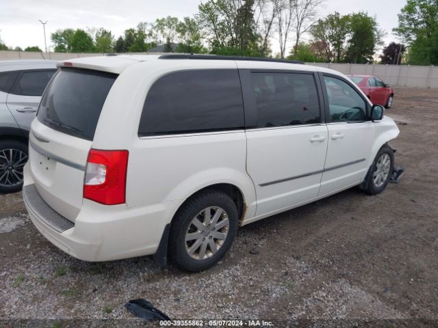 Photo 3 VIN: 2A4RR8DG6BR677821 - CHRYSLER TOWN & COUNTRY 