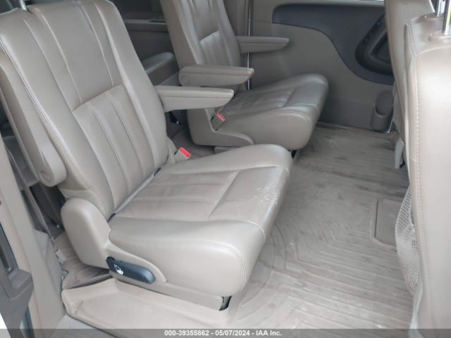 Photo 7 VIN: 2A4RR8DG6BR677821 - CHRYSLER TOWN & COUNTRY 