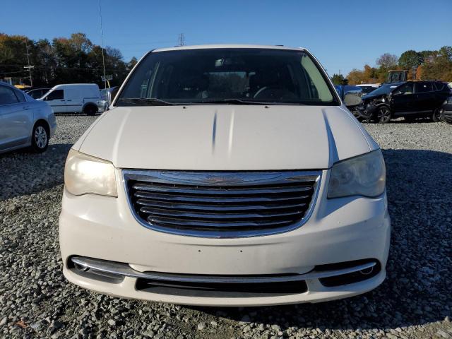 Photo 4 VIN: 2A4RR8DG6BR703060 - CHRYSLER TOWN & COU 