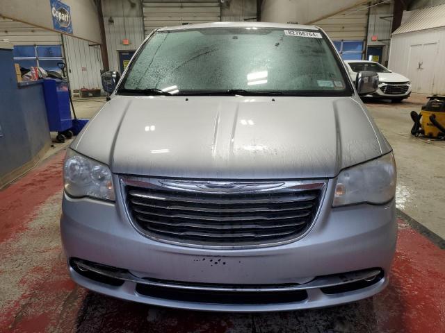 Photo 4 VIN: 2A4RR8DG6BR705150 - CHRYSLER TOWN & COU 