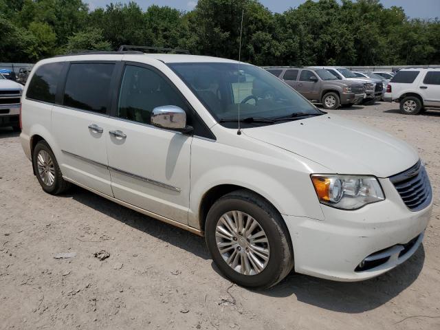 Photo 3 VIN: 2A4RR8DG6BR747298 - CHRYSLER MINIVAN 