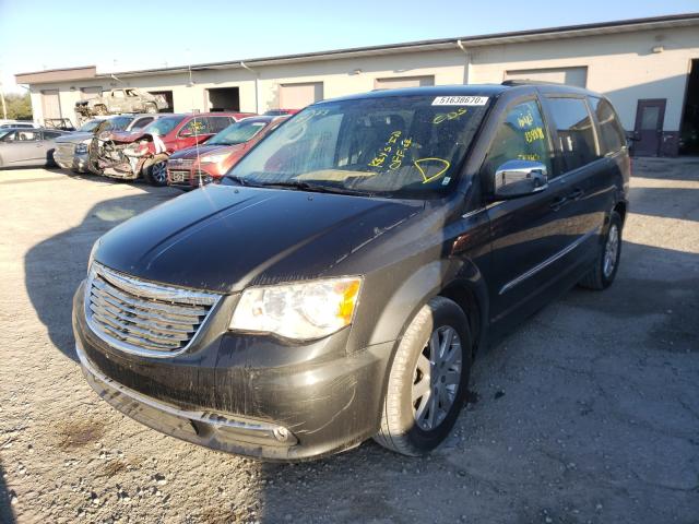 Photo 1 VIN: 2A4RR8DG6BR798512 - CHRYSLER TOWN & COU 