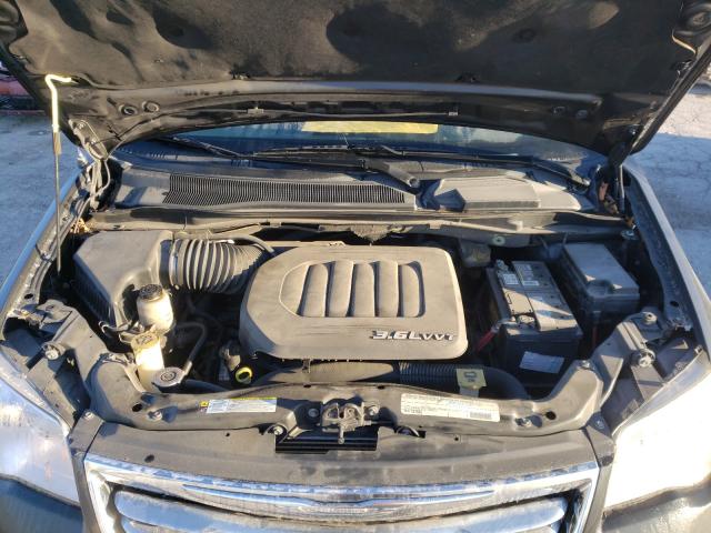 Photo 6 VIN: 2A4RR8DG6BR798512 - CHRYSLER TOWN & COU 