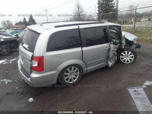 Photo 3 VIN: 2A4RR8DG7BR615120 - CHRYSLER TOWN & COUNTRY 