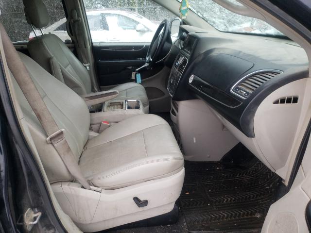 Photo 4 VIN: 2A4RR8DG7BR650420 - CHRYSLER TOWN & COU 