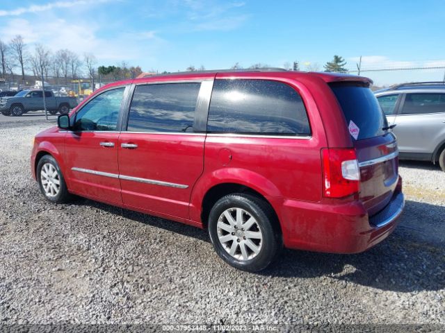 Photo 2 VIN: 2A4RR8DG7BR682252 - CHRYSLER TOWN & COUNTRY 