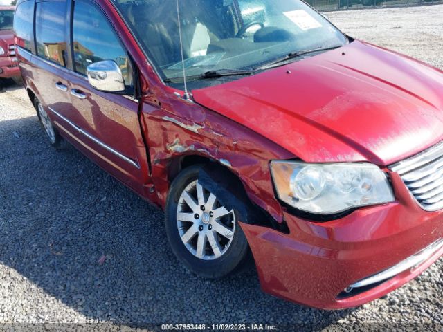 Photo 5 VIN: 2A4RR8DG7BR682252 - CHRYSLER TOWN & COUNTRY 