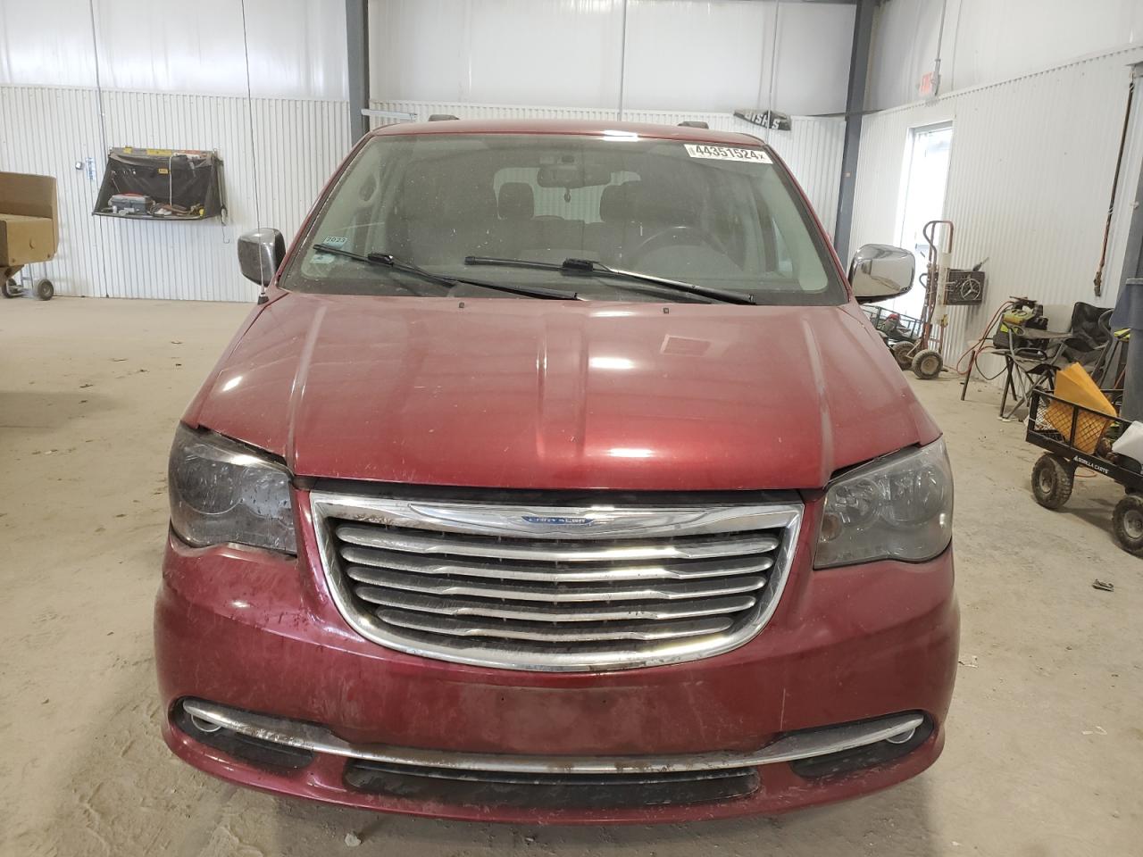 Photo 4 VIN: 2A4RR8DG7BR704461 - CHRYSLER TOWN & COUNTRY 