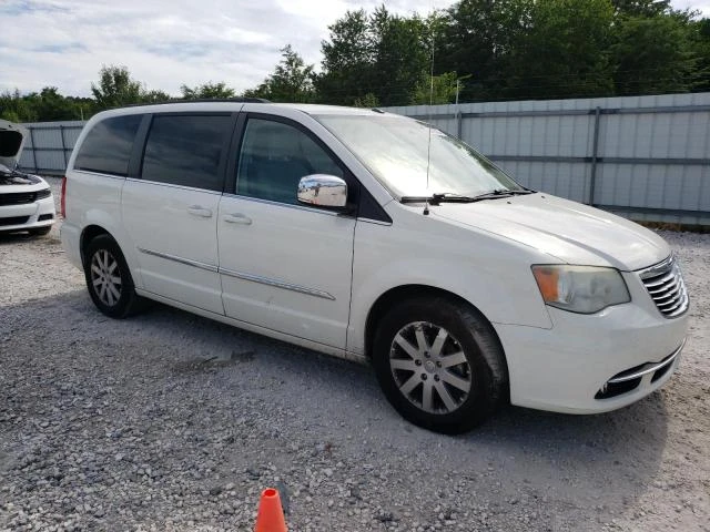 Photo 3 VIN: 2A4RR8DG7BR712074 - CHRYSLER TOWN & COU 