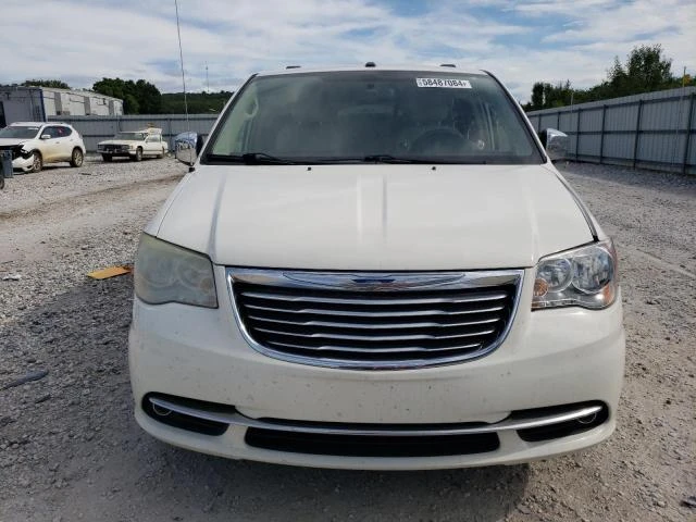 Photo 4 VIN: 2A4RR8DG7BR712074 - CHRYSLER TOWN & COU 