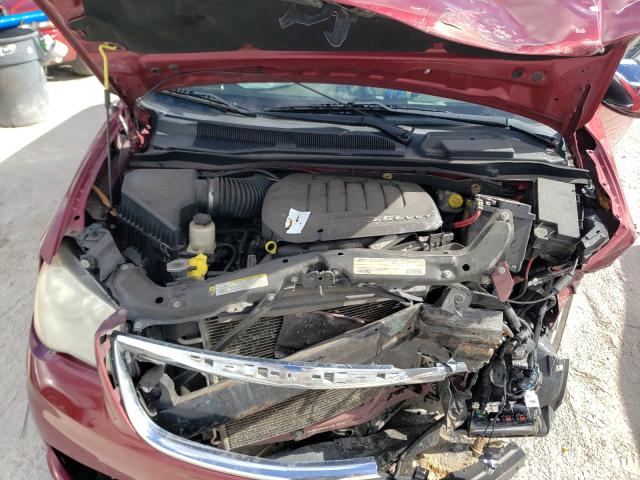 Photo 6 VIN: 2A4RR8DG7BR712219 - CHRYSLER TOWN &AMP COU 