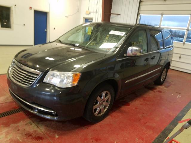 Photo 1 VIN: 2A4RR8DG7BR733149 - CHRYSLER TOWN AND C 