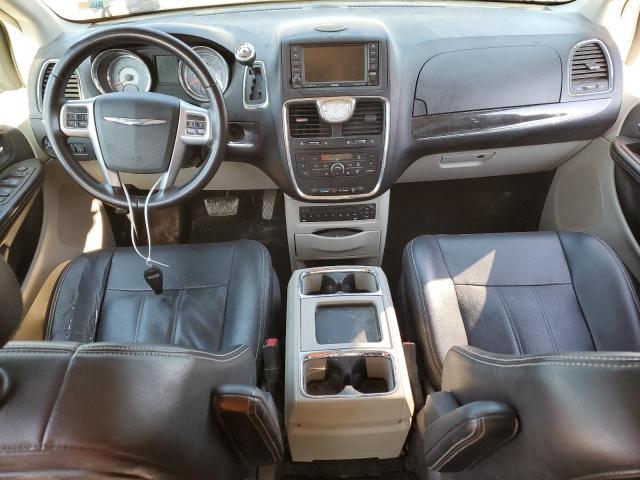 Photo 7 VIN: 2A4RR8DG8BR702749 - CHRYSLER TOWN & COU 