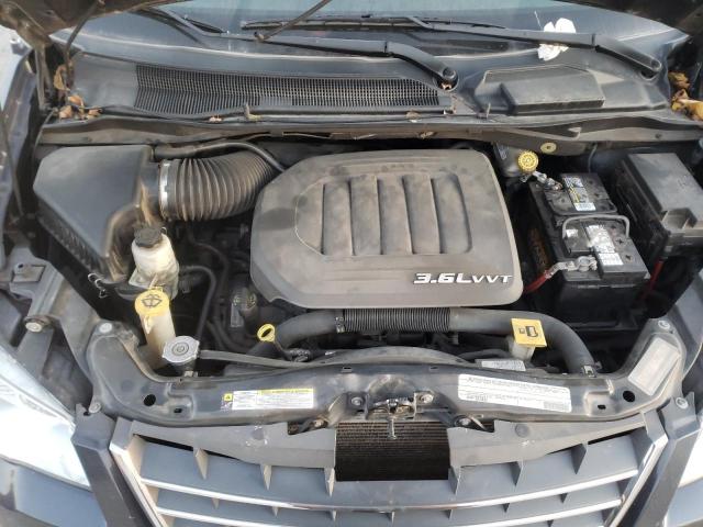 Photo 11 VIN: 2A4RR8DG9BR635823 - CHRYSLER TOWN & COU 