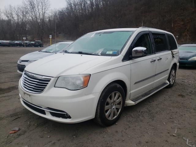 Photo 1 VIN: 2A4RR8DG9BR655554 - CHRYSLER TOWN & COU 