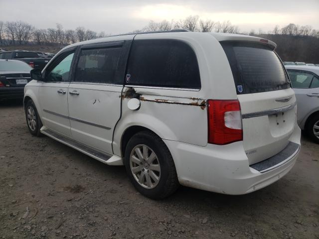 Photo 2 VIN: 2A4RR8DG9BR655554 - CHRYSLER TOWN & COU 