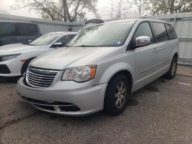 Photo 1 VIN: 2A4RR8DG9BR797015 - CHRYSLER TOWN &AMP COU 