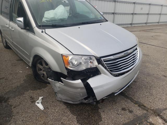 Photo 8 VIN: 2A4RR8DG9BR797015 - CHRYSLER TOWN &AMP COU 