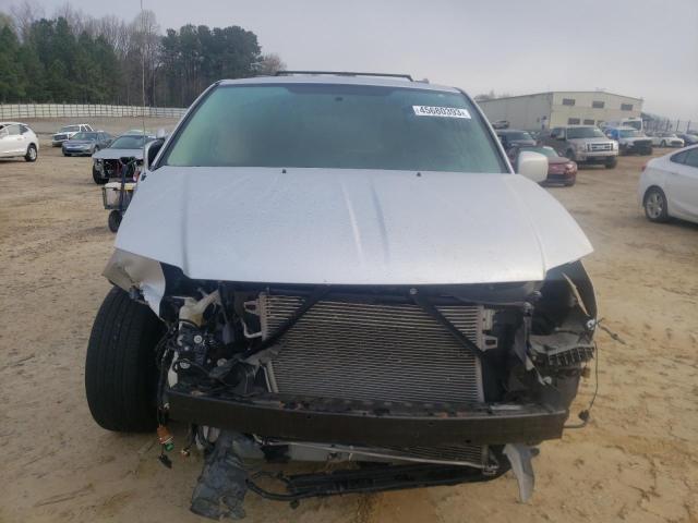 Photo 4 VIN: 2A4RR8DGXBR650492 - CHRYSLER TOWN & COU 